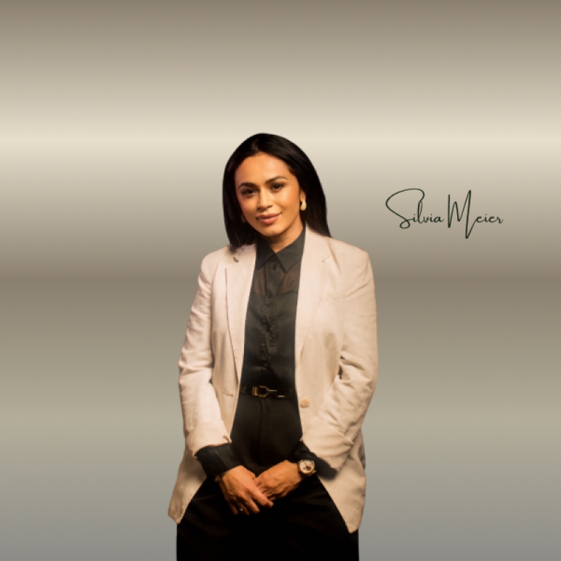 SILVIA MEIER